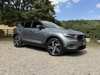 Used Volvo XC40 2018 for sale - 79593791: Photo