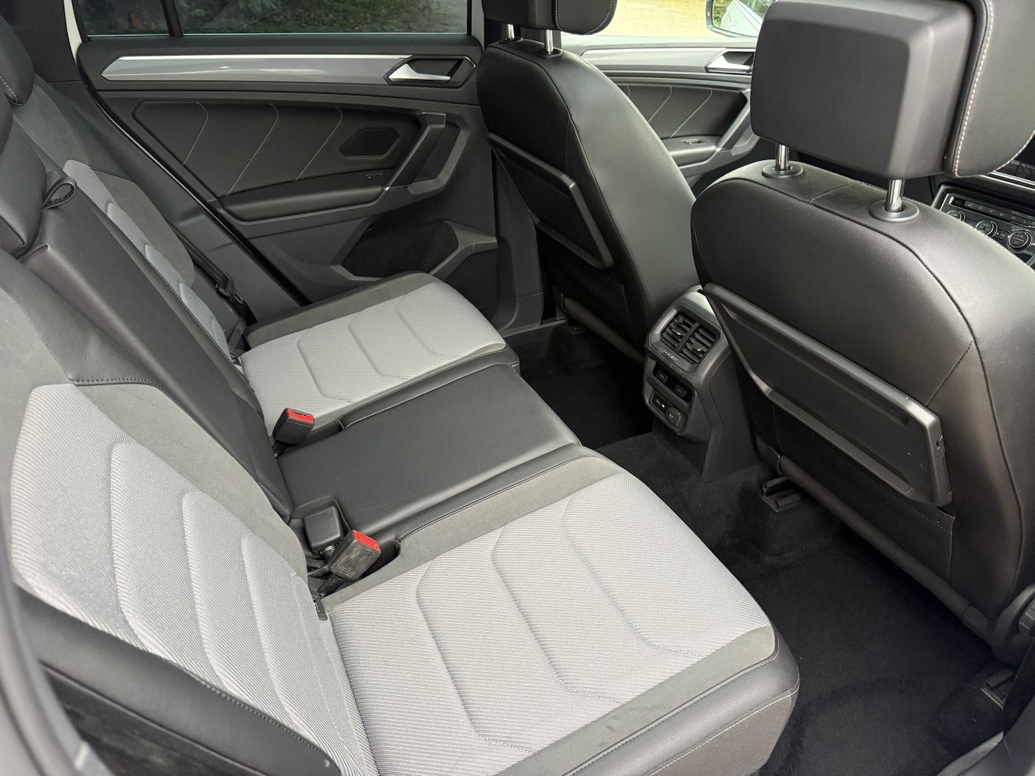 Used Volkswagen Tiguan 2018 for sale - 77997232: Photo 13