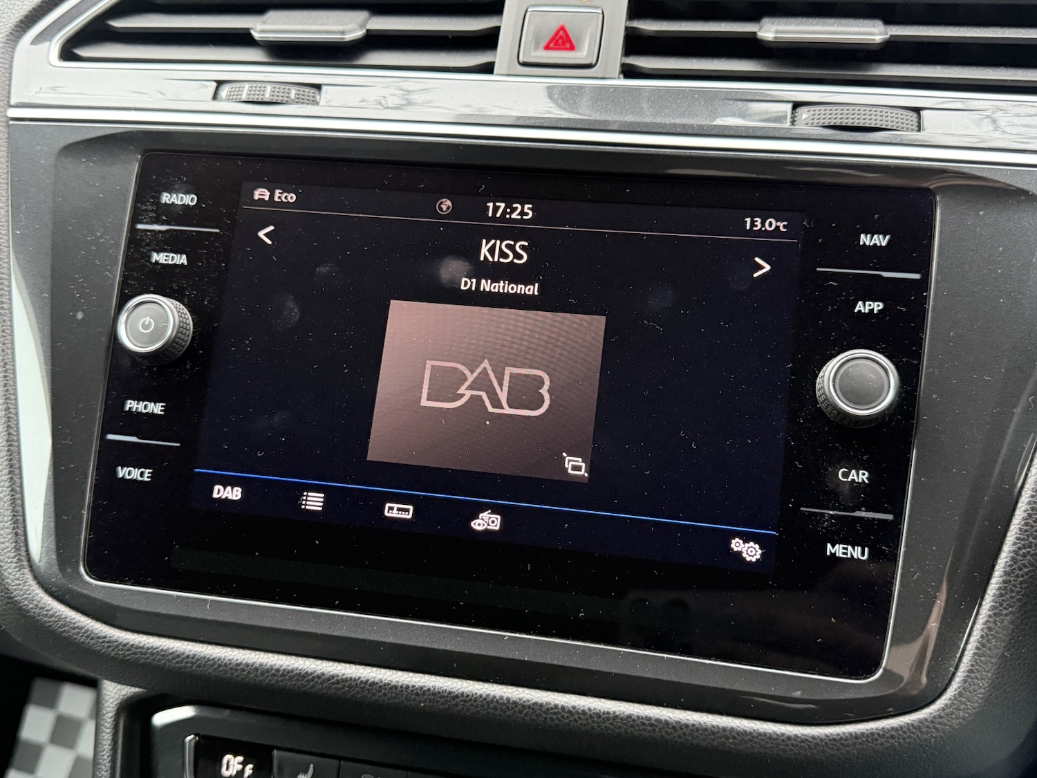 Used Volkswagen Tiguan 2018 for sale - 77997232: Photo 21