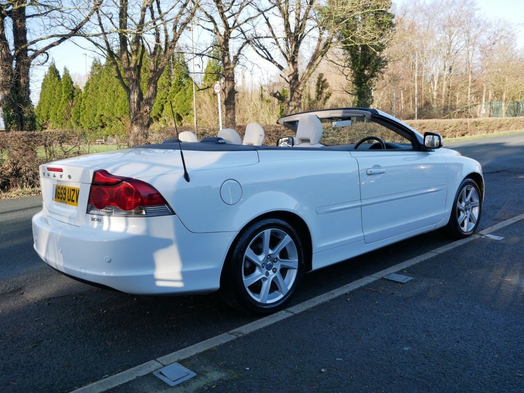 Used Volvo C70 2010 for sale - 77139477: Photo 12