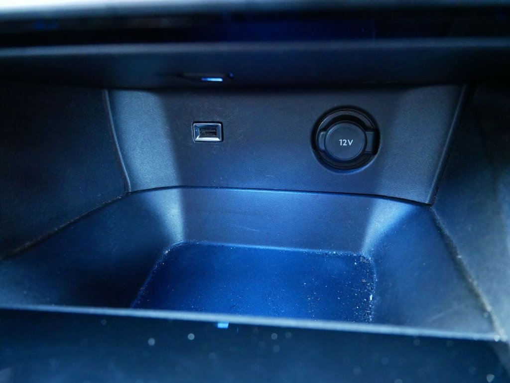 Used Peugeot 3008 2018 for sale - 77188080: Photo 31