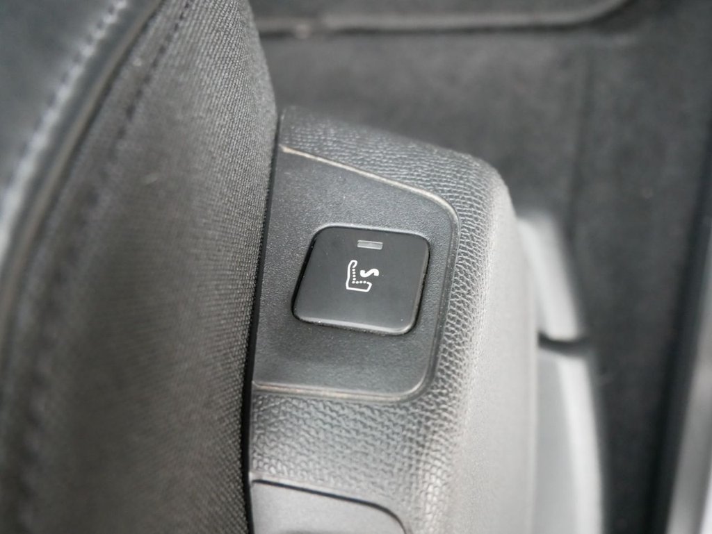 Used Peugeot 3008 2019 for sale - 76923639: Photo 16