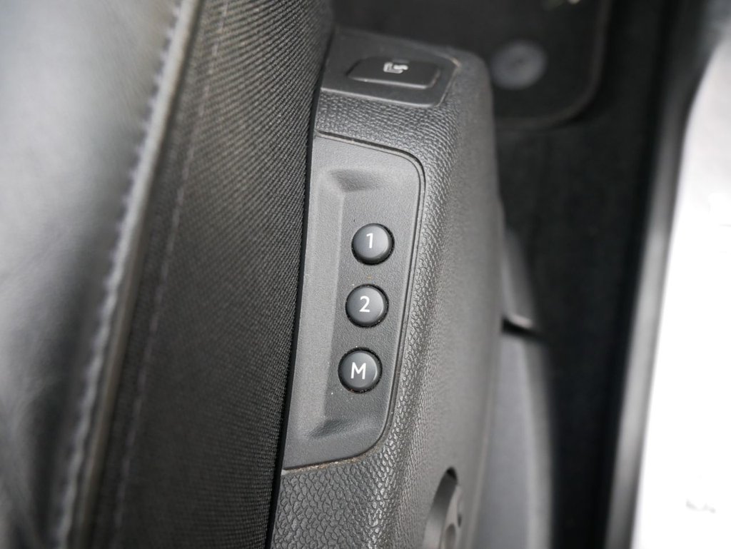 Used Peugeot 3008 2019 for sale - 76923639: Photo 17