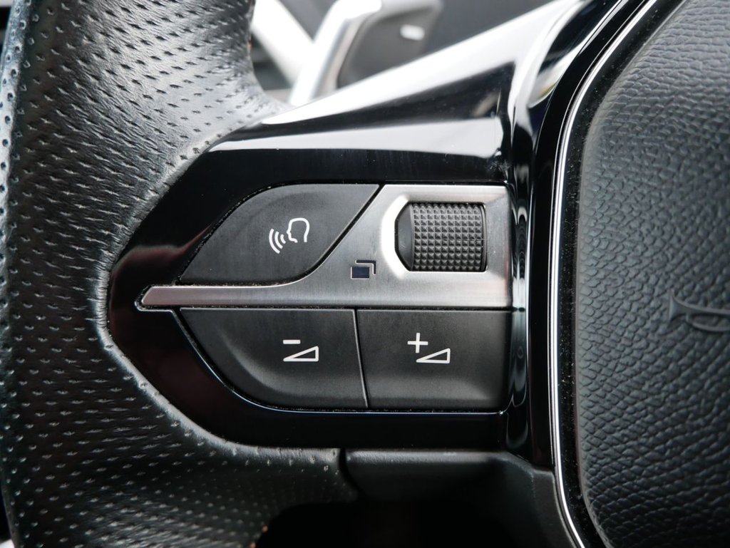 Used Peugeot 3008 2019 for sale - 76923639: Photo 35