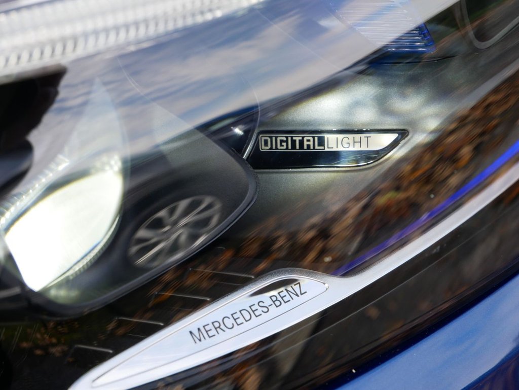 Used Mercedes-Benz GLC 2024 for sale - 76356215: Photo 12