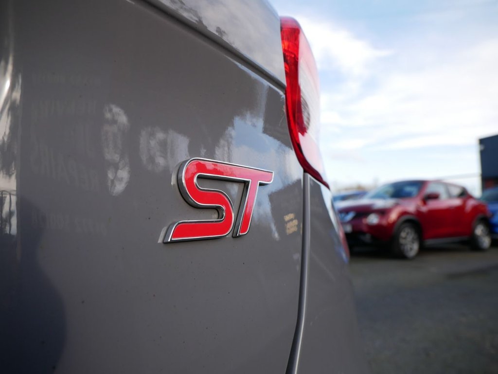 Used Ford Focus 2015 for sale - 77313507: Photo 11