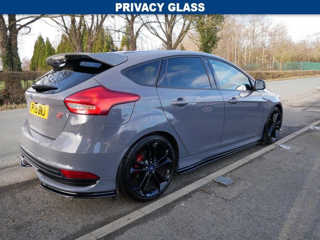 Used Ford Focus 2015 for sale - 77313507: Photo 2