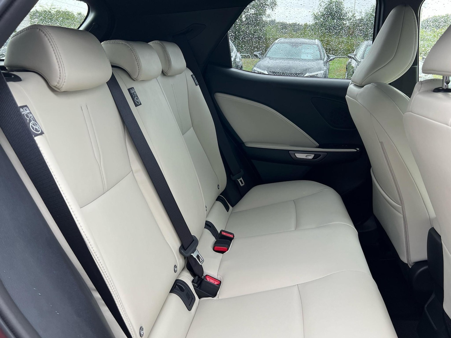 Used Lexus LBX 2025 for sale - 77124459: Photo 9