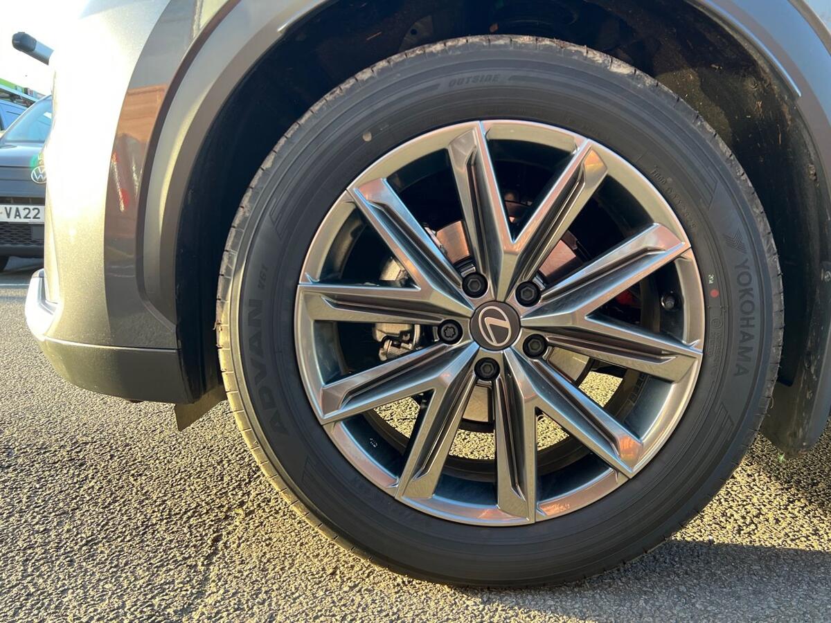 Used Lexus LBX 2025 for sale - 76625086: Photo 14