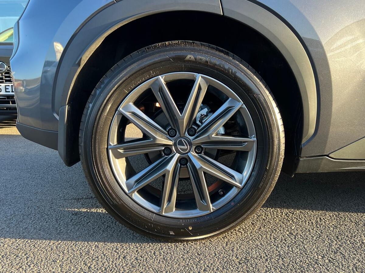 Used Lexus LBX 2025 for sale - 76625086: Photo 16