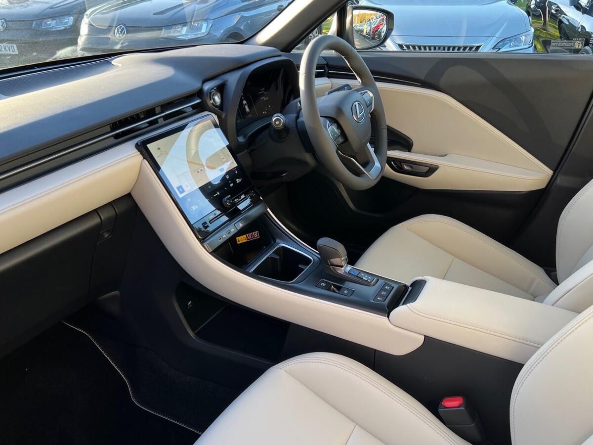 Used Lexus LBX 2025 for sale - 76625086: Photo 17