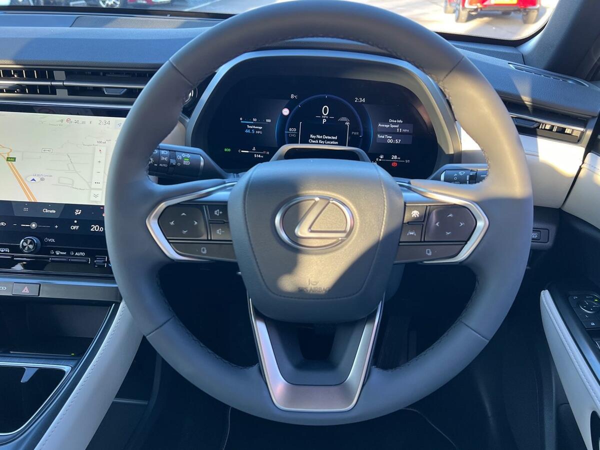 Used Lexus LBX 2025 for sale - 76625086: Photo 24