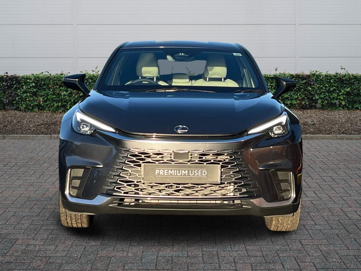 Used Lexus LBX 2025 for sale - 76625086: Photo 3