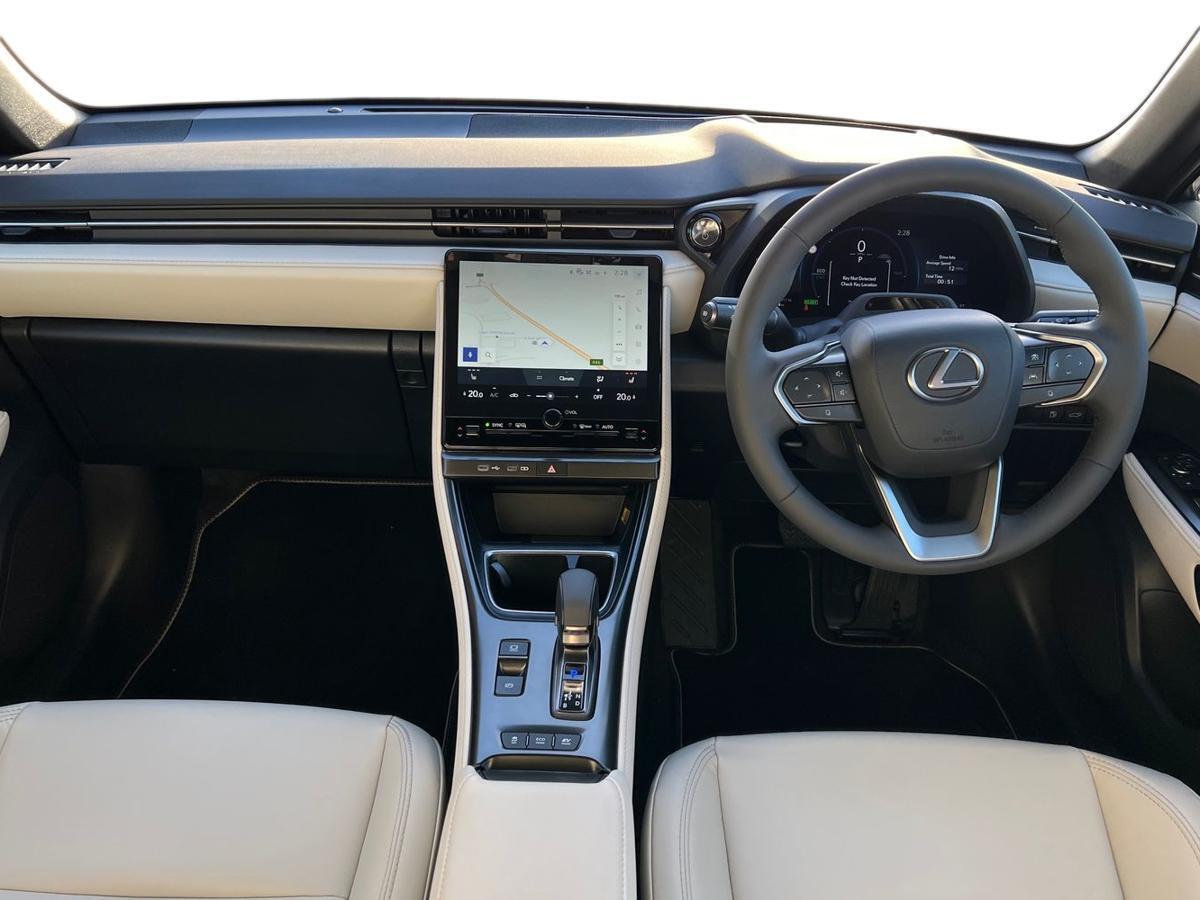 Used Lexus LBX 2025 for sale - 76625086: Photo 8