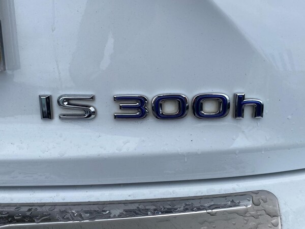 Used Lexus IS 2018 for sale - 76017629: Photo 16