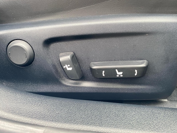 Used Lexus IS 2018 for sale - 76017629: Photo 30