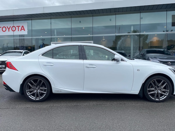 Used Lexus IS 2018 for sale - 76017629: Photo 4
