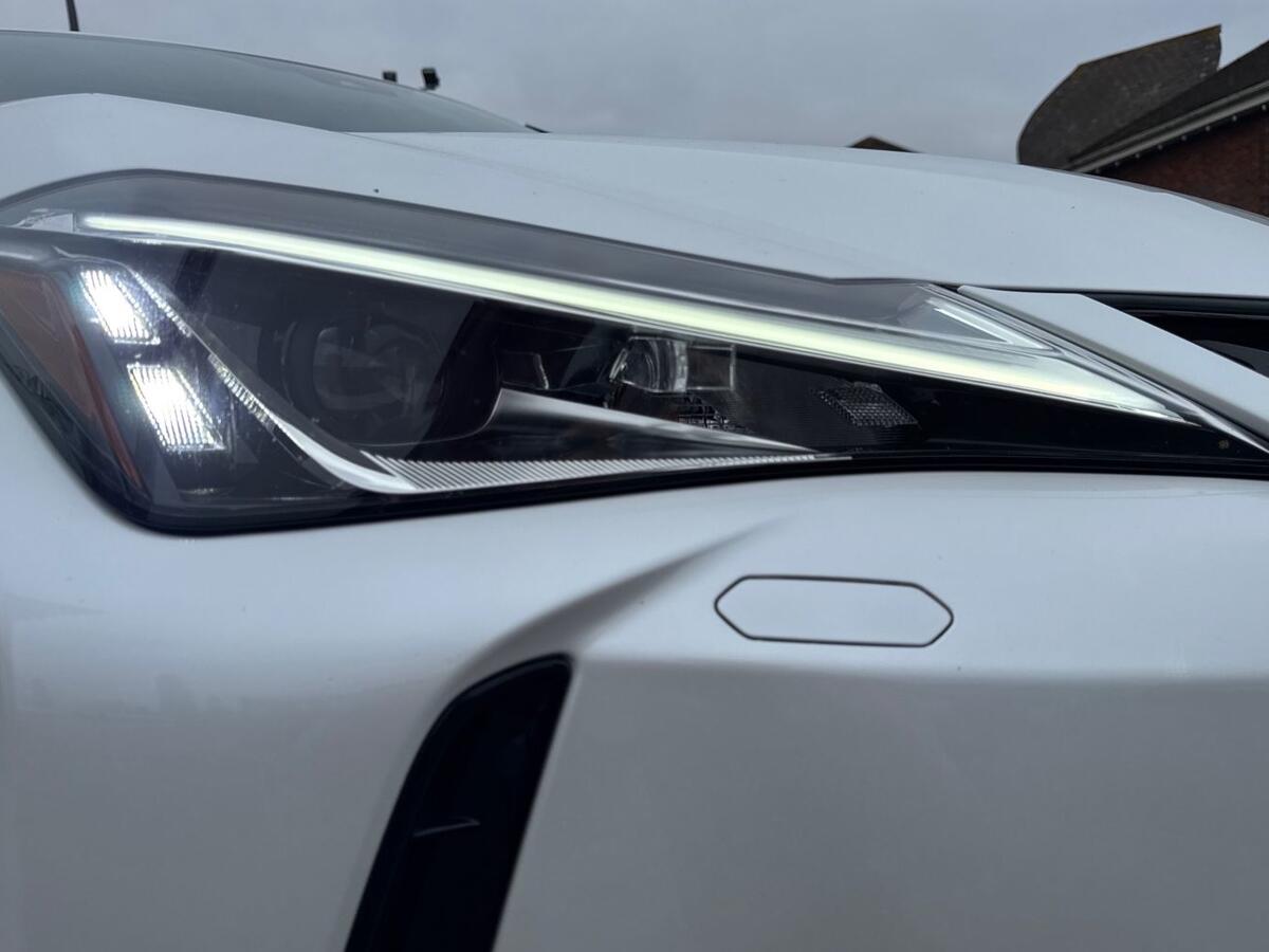 Used Lexus UX 2020 for sale - 76942842: Photo 18