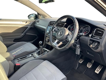 Used Volkswagen Golf 2016 for sale - 78036226: Photo