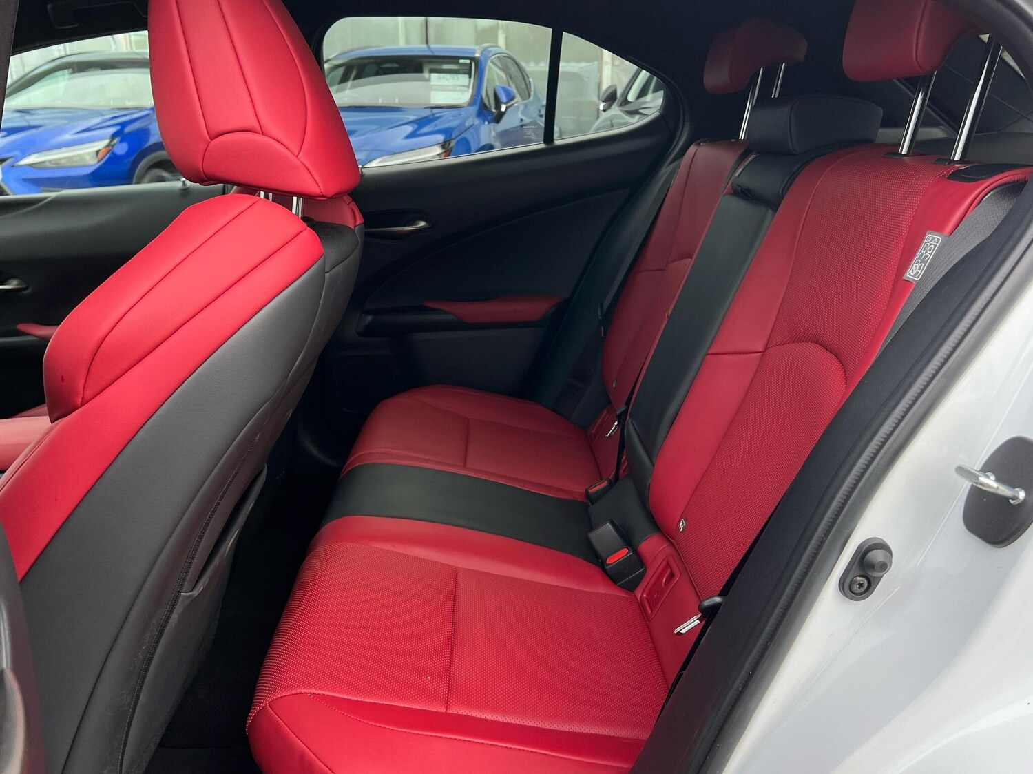 Used Lexus UX 2022 for sale - 76372400: Photo 17