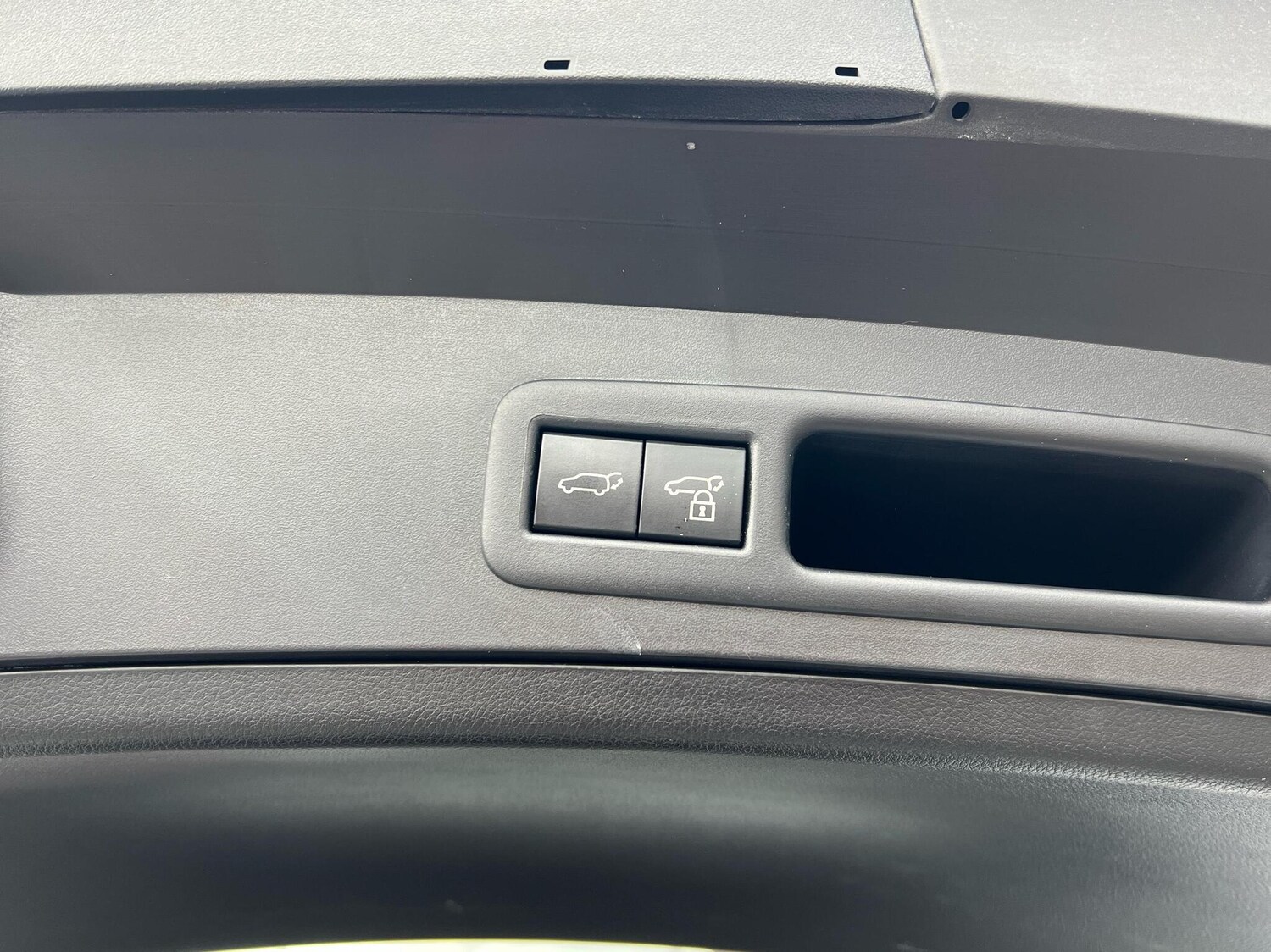 Used Lexus UX 2022 for sale - 76372400: Photo 19