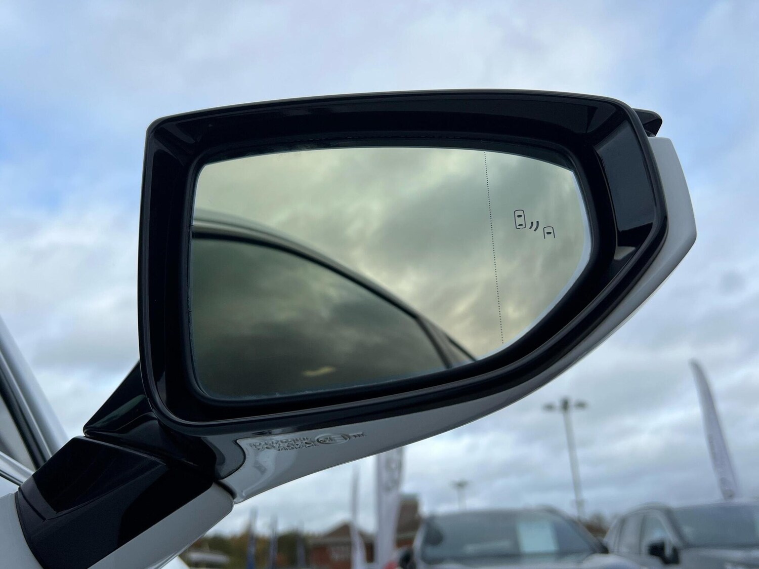 Used Lexus UX 2022 for sale - 76372400: Photo 27