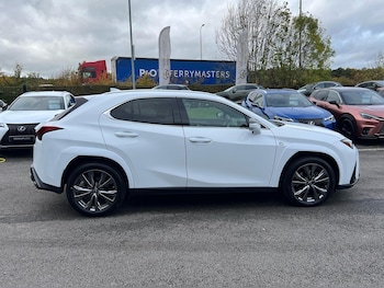 Used Lexus UX 2022 for sale - 76372400: Photo