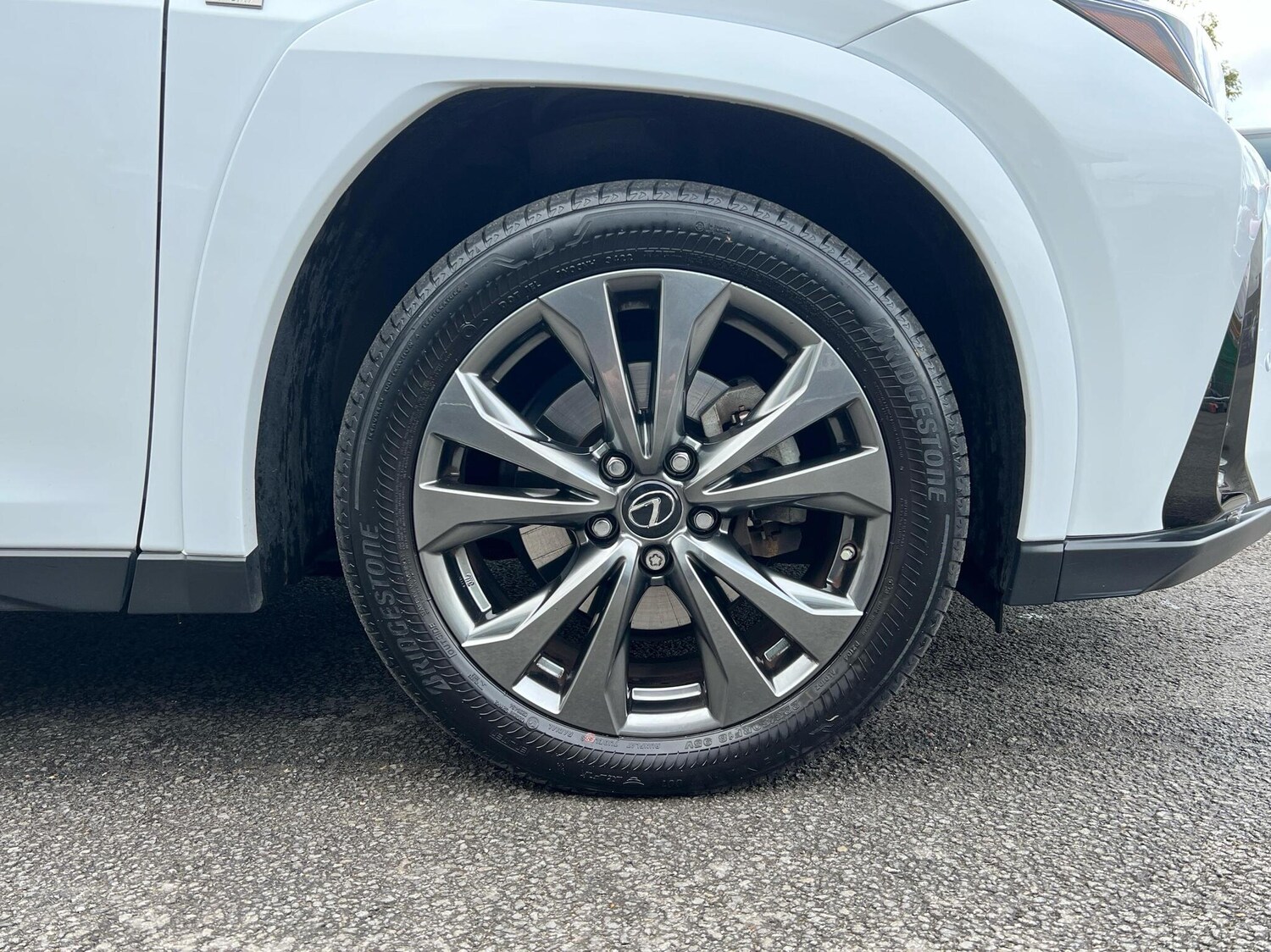 Used Lexus UX 2022 for sale - 76372400: Photo 5