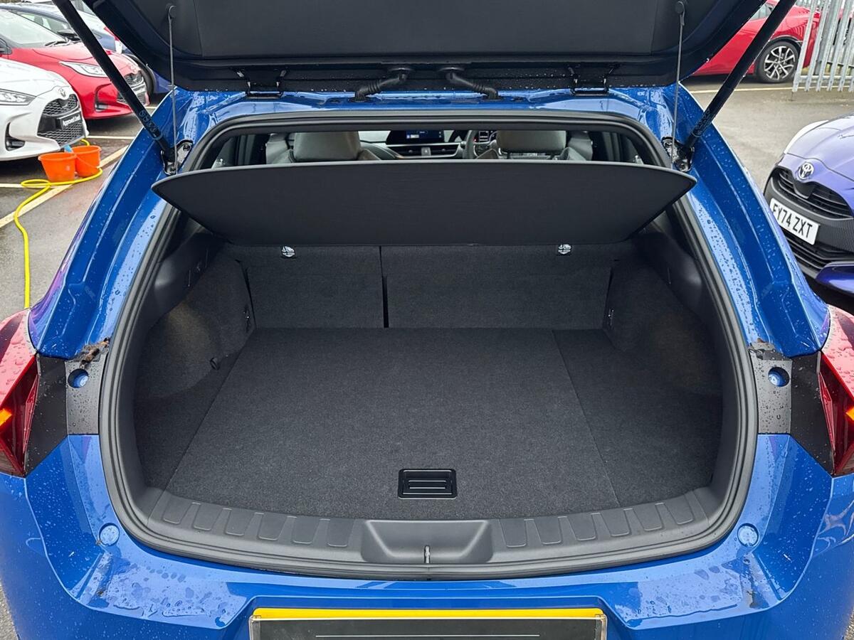 Used Lexus UX 2026 for sale - 77254451: Photo 10