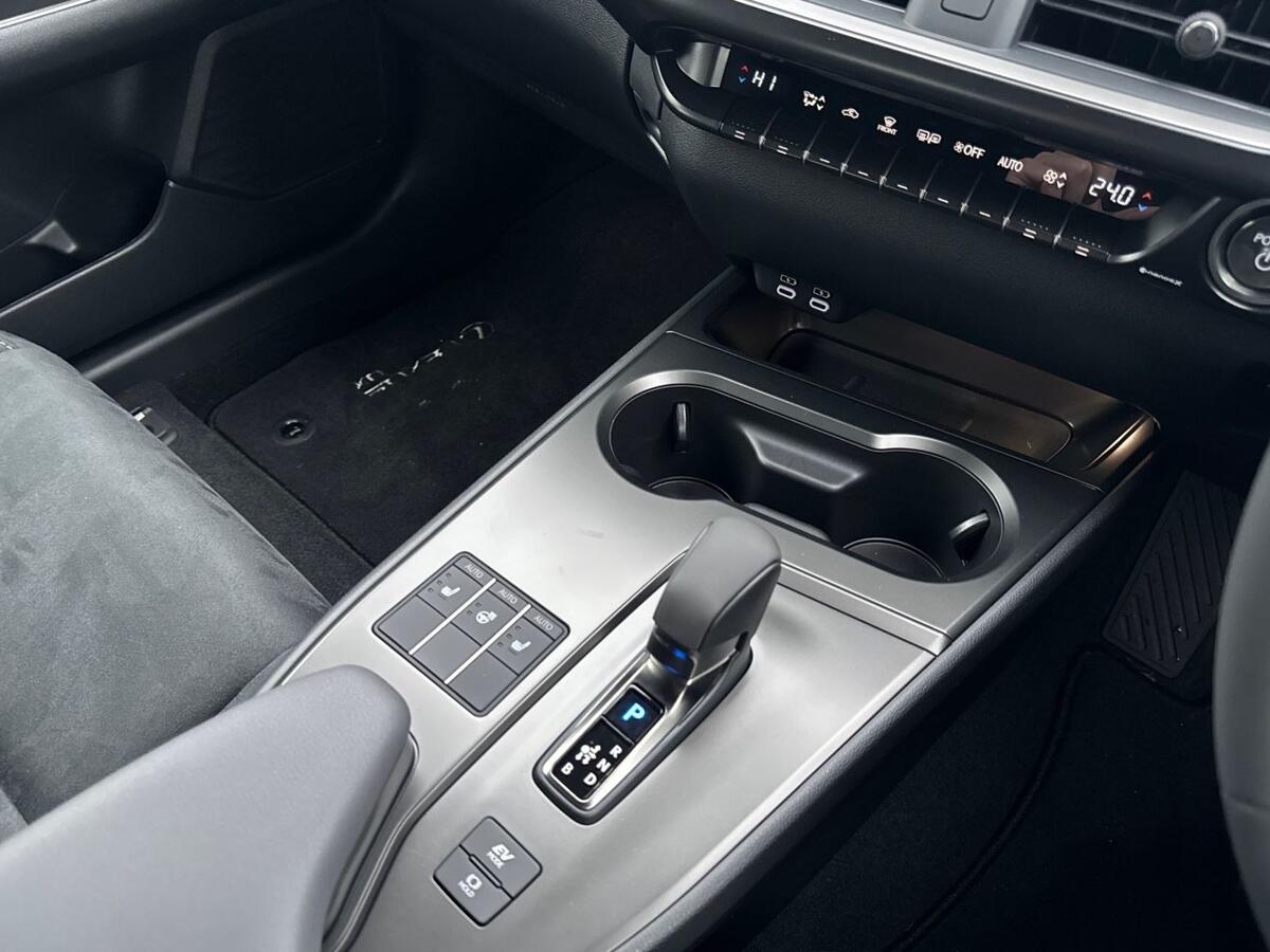 Used Lexus UX 2026 for sale - 77254451: Photo 15