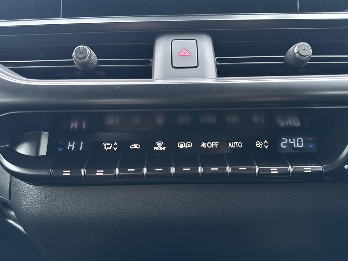 Used Lexus UX 2026 for sale - 77254451: Photo 16