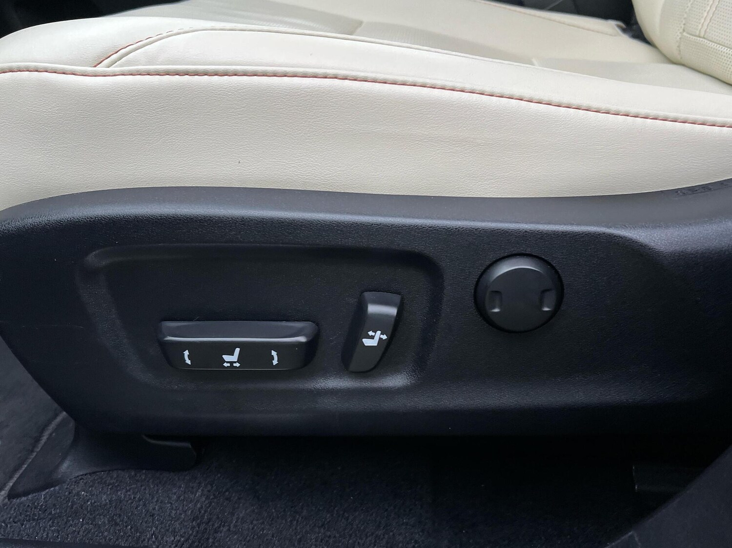 Used Lexus RX 2022 for sale - 76248470: Photo 21