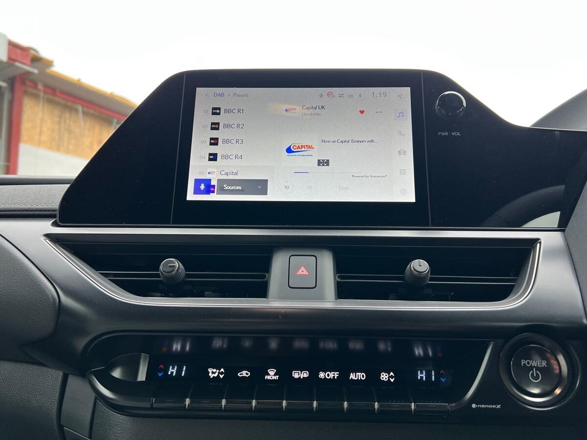 Used Lexus UX 2025 for sale - 76888351: Photo 11