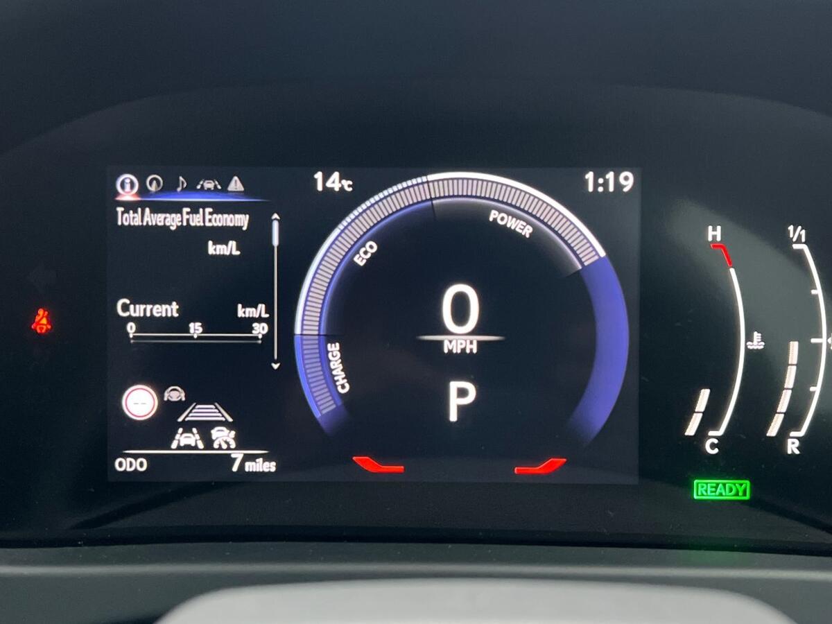 Used Lexus UX 2025 for sale - 76888351: Photo 15