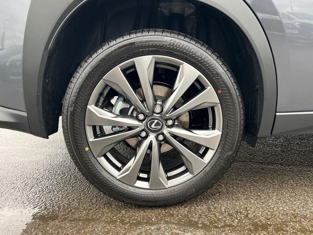 Used Lexus UX 2025 for sale - 76888351: Photo 24