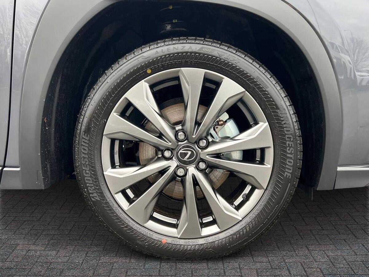 Used Lexus UX 2025 for sale - 76888351: Photo 6