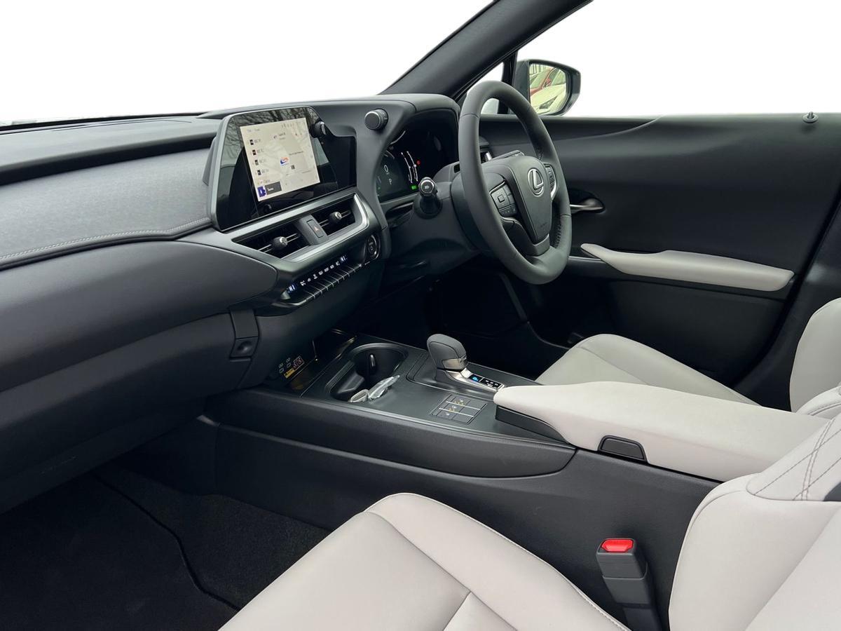 Used Lexus UX 2025 for sale - 76888351: Photo 7