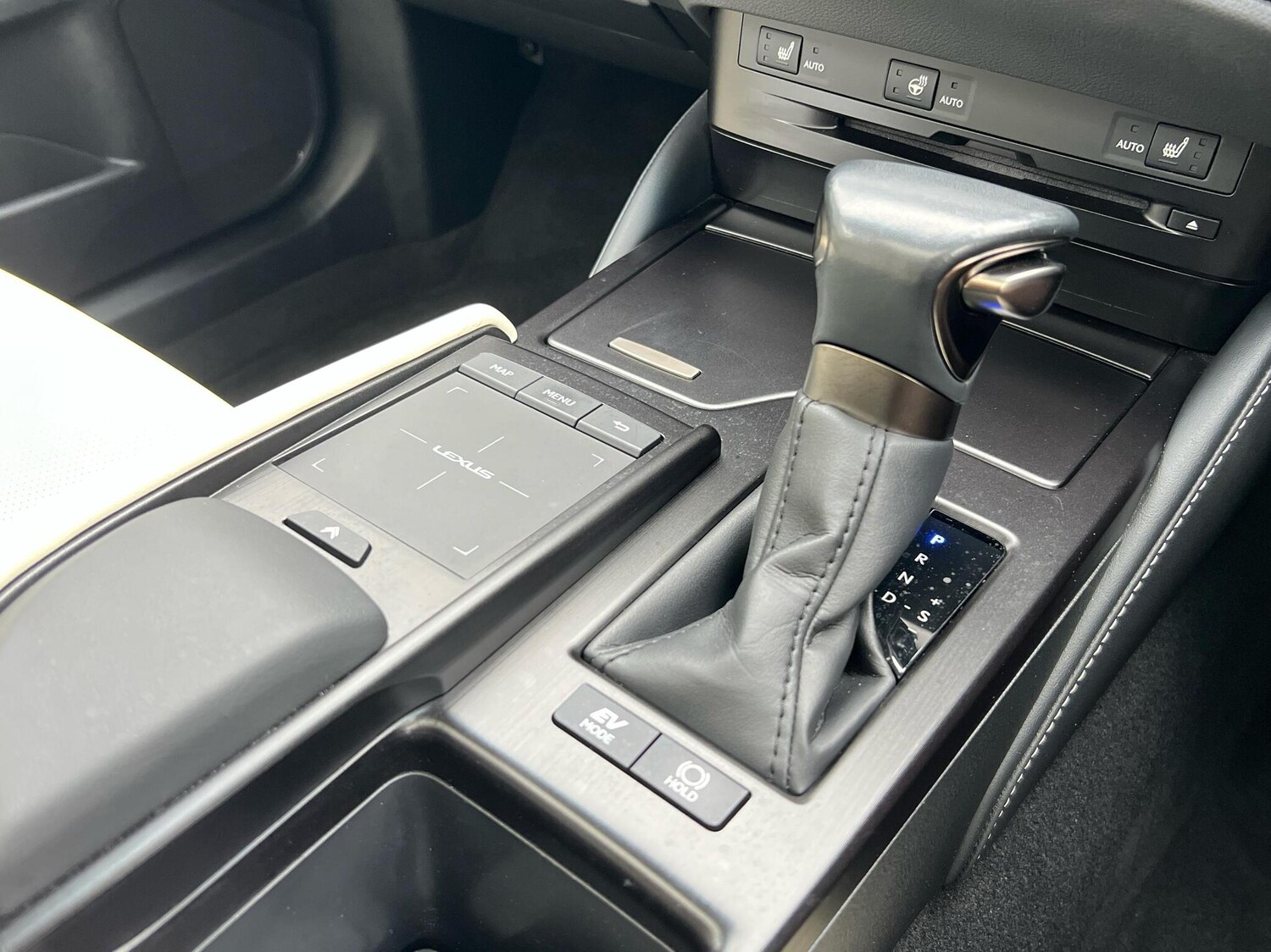 Used Lexus ES 2022 for sale - 76124001: Photo 14