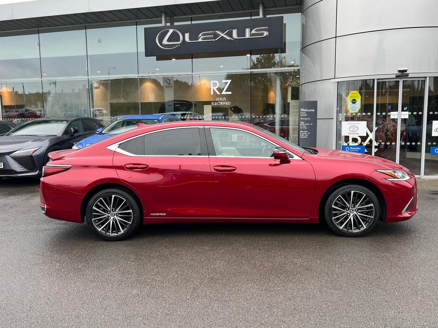 Used Lexus ES 2022 for sale - 76124001: Photo 4