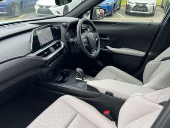 Used Lexus UX 2024 for sale - 74876600: Photo