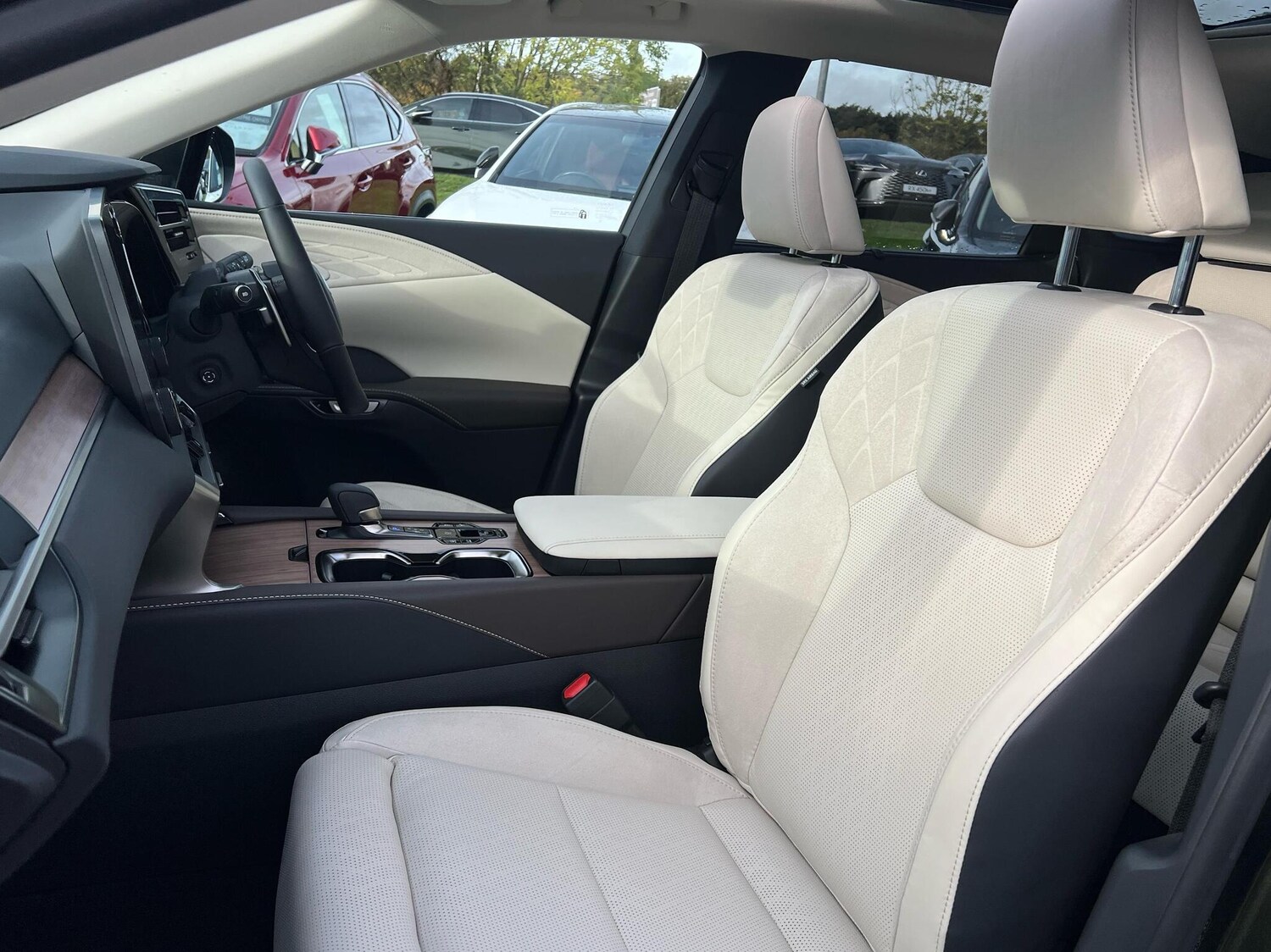 Used Lexus RX 2025 for sale - 76447064: Photo 24