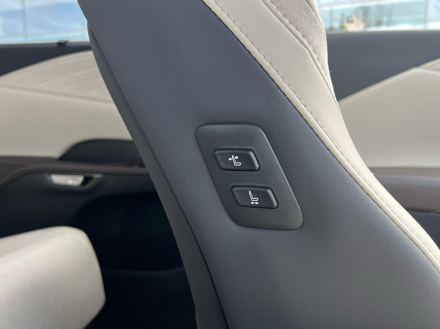 Used Lexus RX 2025 for sale - 76447064: Photo 38