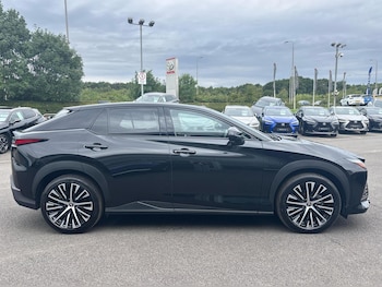 Used Lexus RZ 2024 for sale - 75302545: Photo