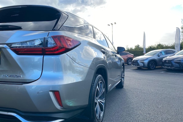 Used Lexus RX 2019 for sale - 76228842: Photo 2
