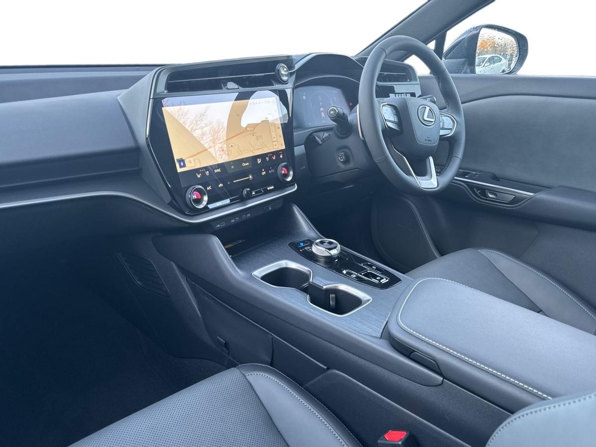 Used Lexus RZ 2025 for sale - 77157558: Photo 7