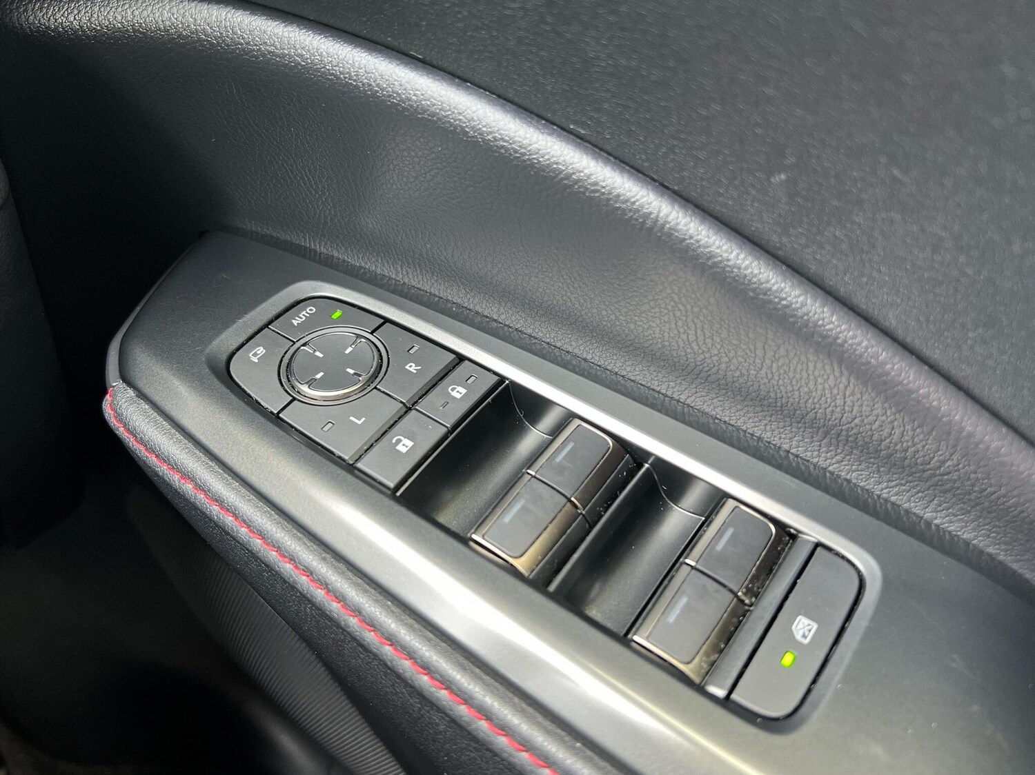 Used Lexus LBX 2024 for sale - 76216681: Photo 29