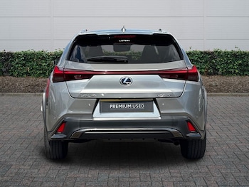 Used Lexus UX 2019 for sale - 79226469: Photo