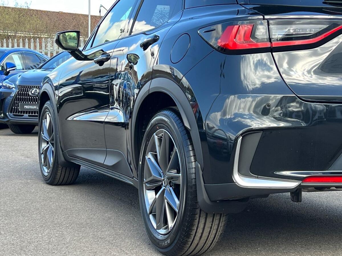 Used Lexus LBX 2026 for sale - 78088098: Photo 27