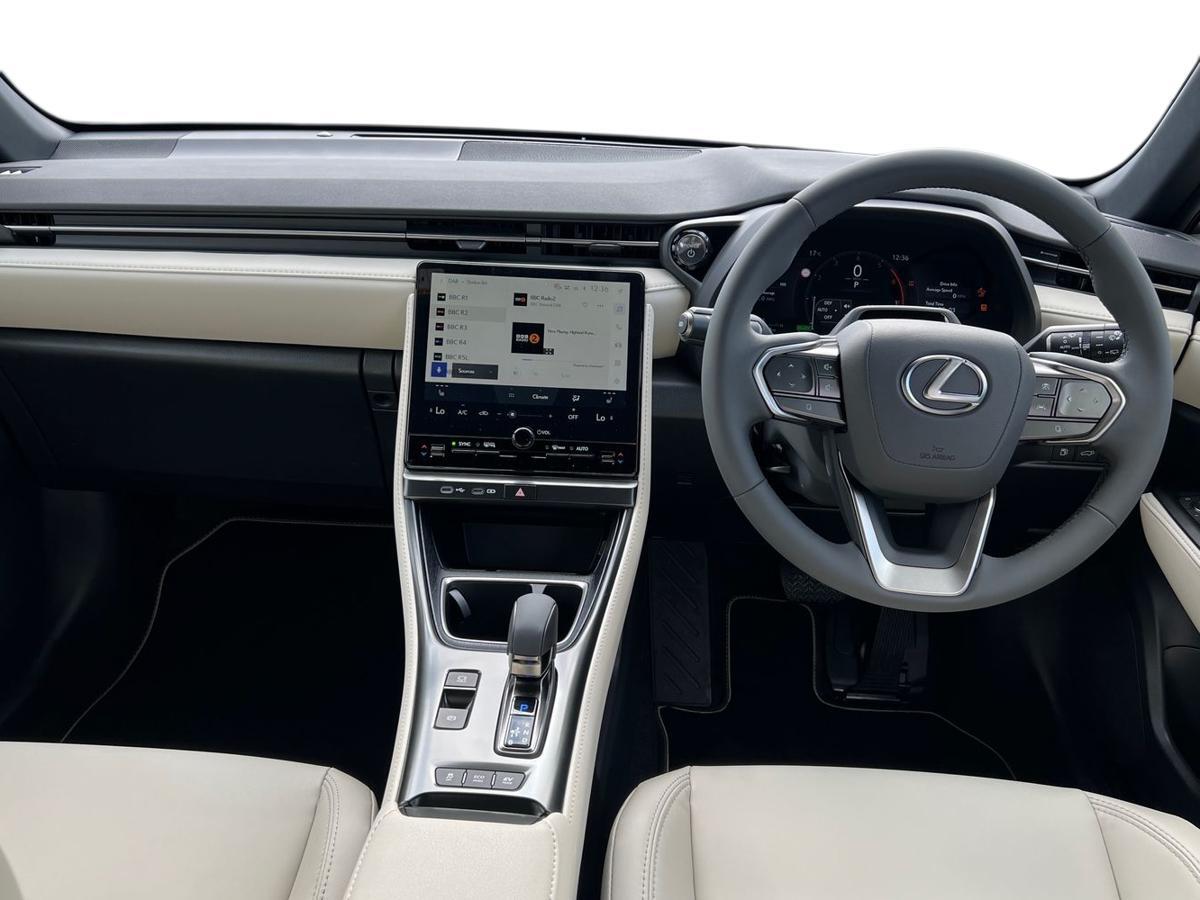 Used Lexus LBX 2026 for sale - 78088098: Photo 8