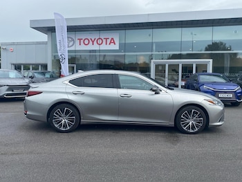 Used Lexus ES 2023 for sale - 75742499: Photo